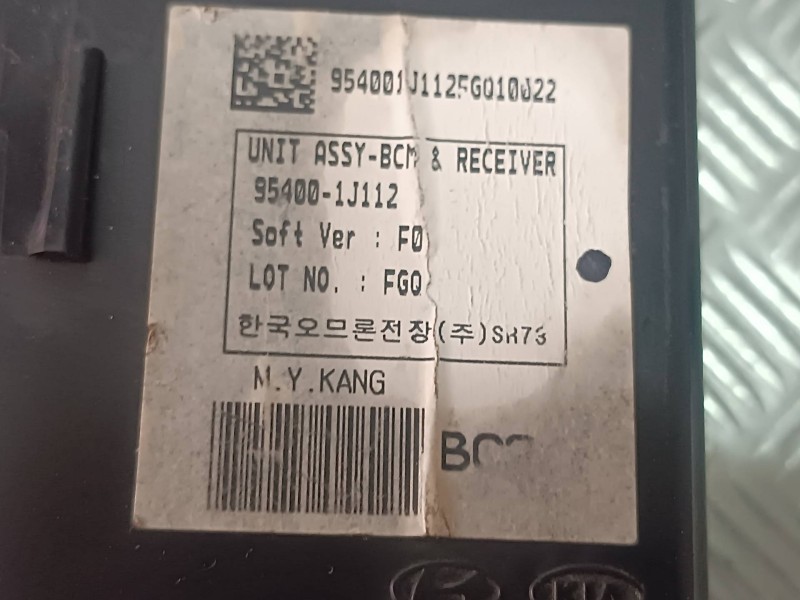 Recambio de modulo electronico para hyundai i20 classic referencia OEM IAM 954001J112  