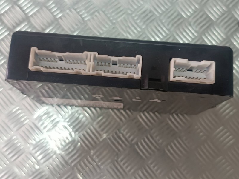 Recambio de modulo electronico para hyundai i20 classic referencia OEM IAM 954001J112  