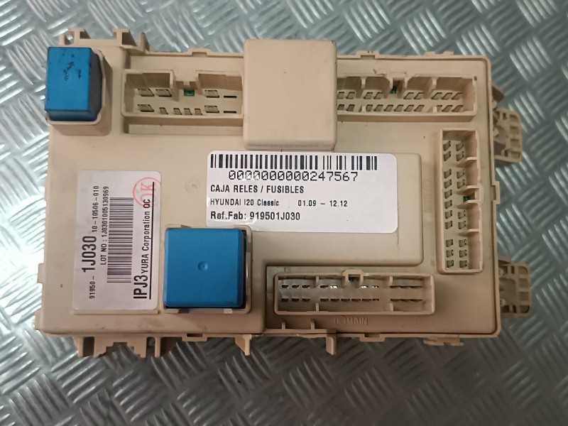 Recambio de caja reles / fusibles para hyundai i20 classic referencia OEM IAM 919501J030  YURA