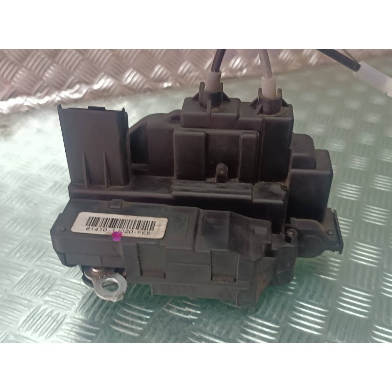 Recambio de cerradura puerta trasera izquierda para hyundai i20 classic referencia OEM IAM 814101J020 CONECTOR 2 PINES ELECTRICA