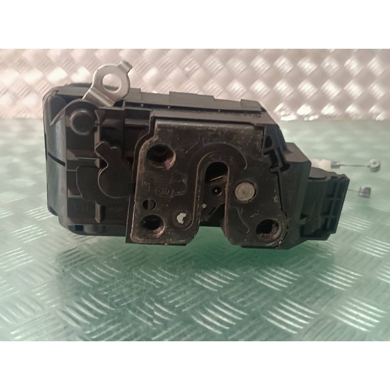 Recambio de cerradura puerta trasera izquierda para hyundai i20 classic referencia OEM IAM 814101J020 CONECTOR 2 PINES ELECTRICA