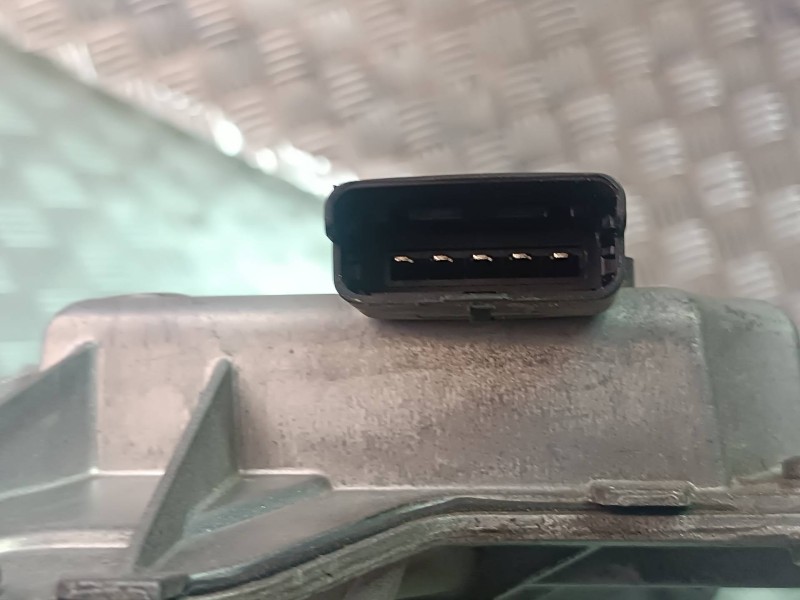 Recambio de motor limpia delantero para citroen c4 picasso sx referencia OEM IAM 9687621780  VALEO