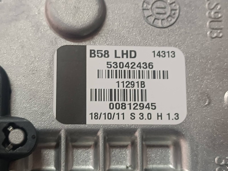 Recambio de motor limpia delantero para citroen c4 picasso sx referencia OEM IAM 9687621780  VALEO