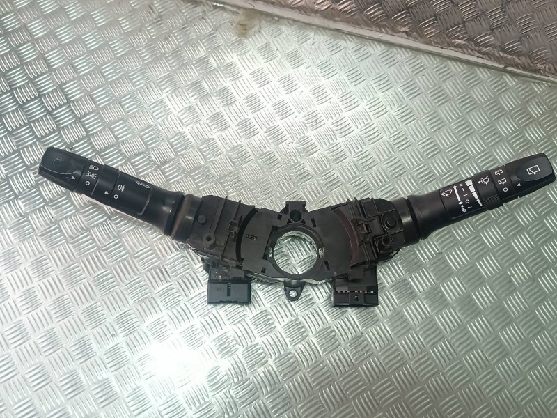 Recambio de mando luces para hyundai i20 classic referencia OEM IAM 934101J100 934101J110 
