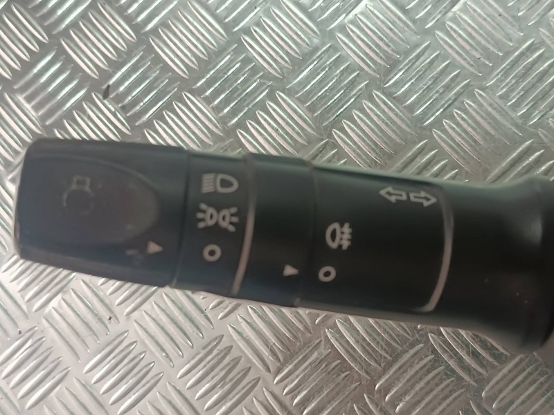 Recambio de mando luces para hyundai i20 classic referencia OEM IAM 934101J100 934101J110 