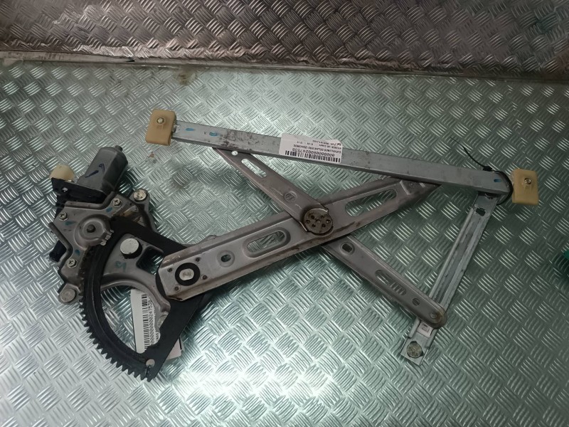 Recambio de elevalunas delantero izquierdo para hyundai i20 classic referencia OEM IAM 988101J100 2621004680 ELECTRICO