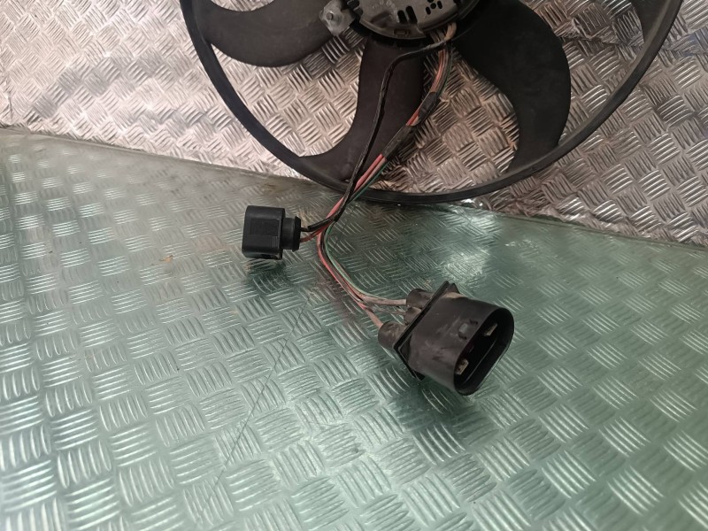 Recambio de electroventilador para volkswagen golf v berlina (1k1) highline referencia OEM IAM 1J0973752  SIEMENS VDO