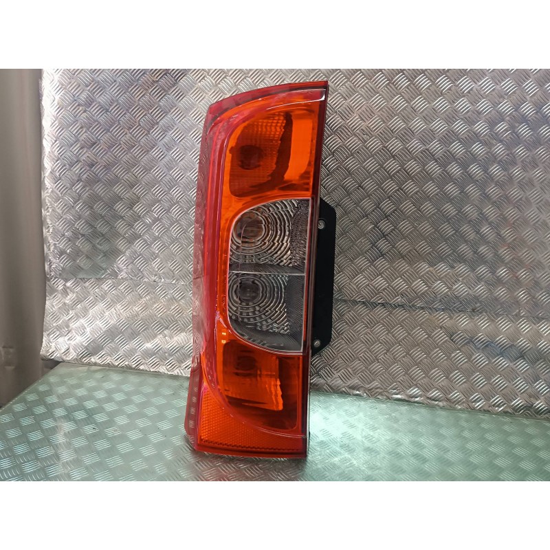 Recambio de piloto trasero izquierdo para fiat fiorino adventure sx kasten referencia OEM IAM 13201F 1353206080 