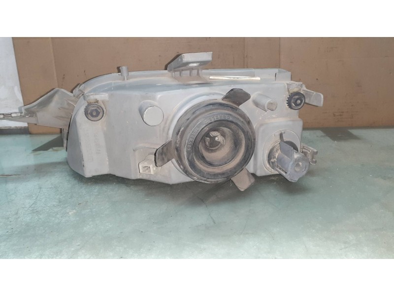 Recambio de faro izquierdo para fiat punto berlina (176) gt t 130 referencia OEM IAM 46402649 36460381 36460748