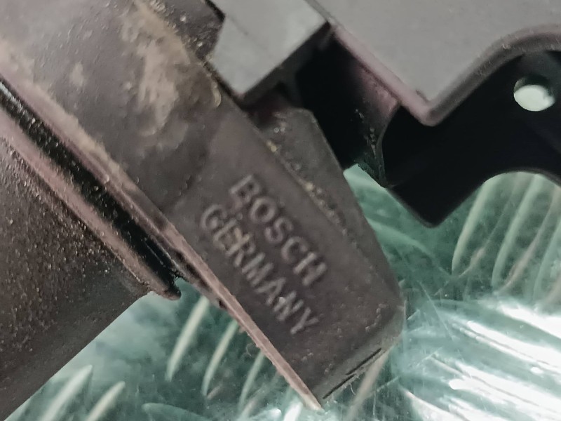 Recambio de bobina encendido para citroen c4 picasso sx referencia OEM IAM NGKU5055 CONECTOR 3 PINES BOSCH