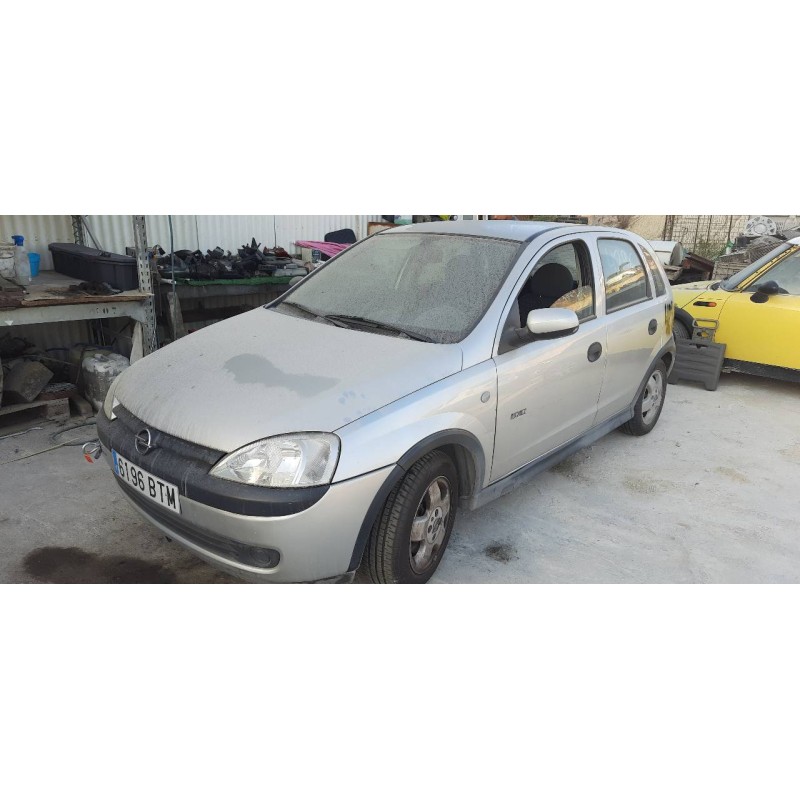 opel corsa c del año 2002