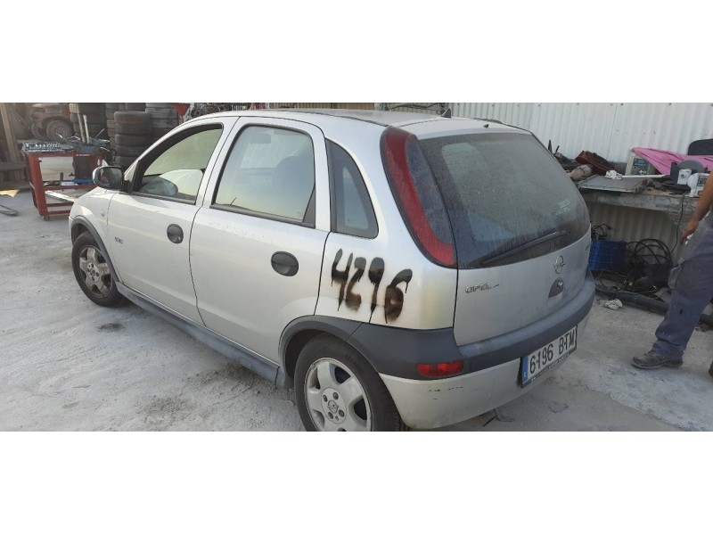 opel corsa c del año 2002