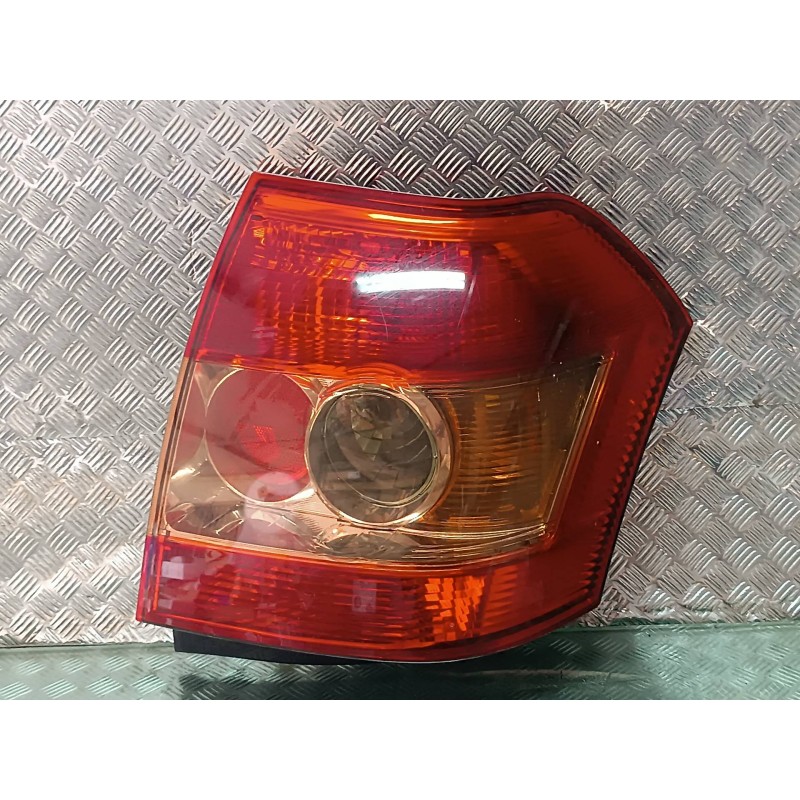 Recambio de piloto trasero izquierdo para toyota corolla (e12) 2.0 d-4d linea luna berlina referencia OEM IAM 8156002300  