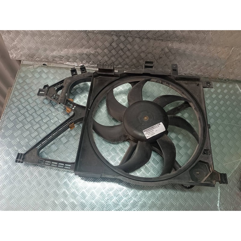 Recambio de electroventilador para opel corsa c comfort referencia OEM IAM 24445172 73987 BEHR