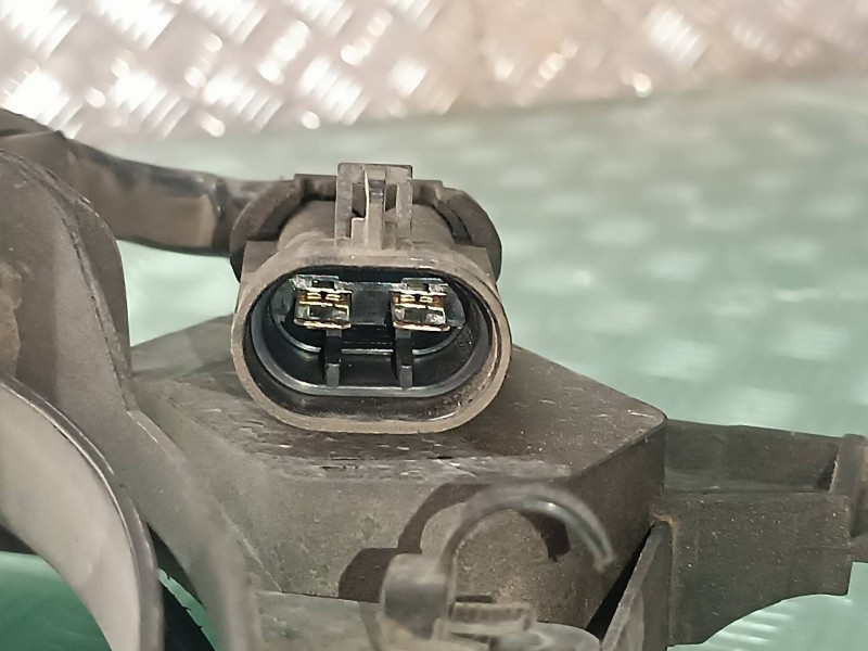 Recambio de electroventilador para opel corsa c comfort referencia OEM IAM 24445172 73987 BEHR