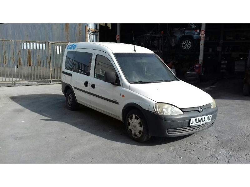opel combo (corsa c) del año 2002