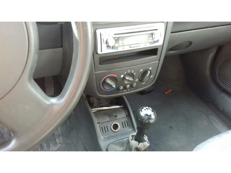 opel combo (corsa c) del año 2002