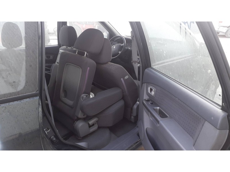 kia carens del año 2006