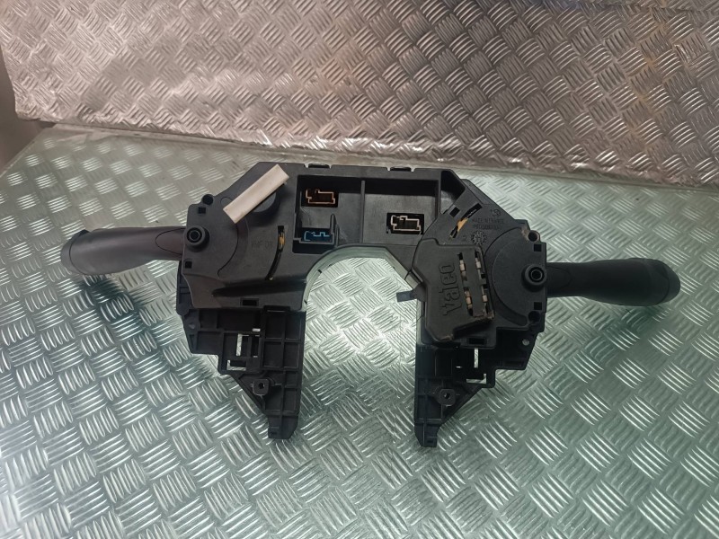 Recambio de mando luces para citroen c4 picasso sx referencia OEM IAM 96656016XT  VALEO