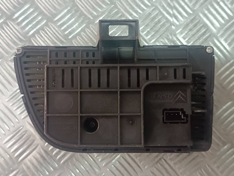 Recambio de mando climatizador para citroen c4 picasso sx referencia OEM IAM 9650868977 A83007700 