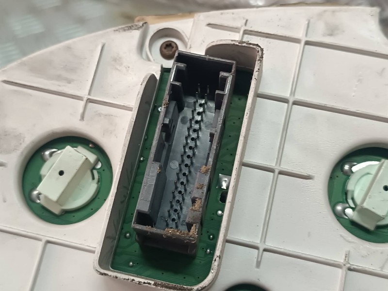 Recambio de cuadro instrumentos para ford mondeo berlina (ge) ambiente (06.2003) (d) referencia OEM IAM 3SF10841  VISTEON