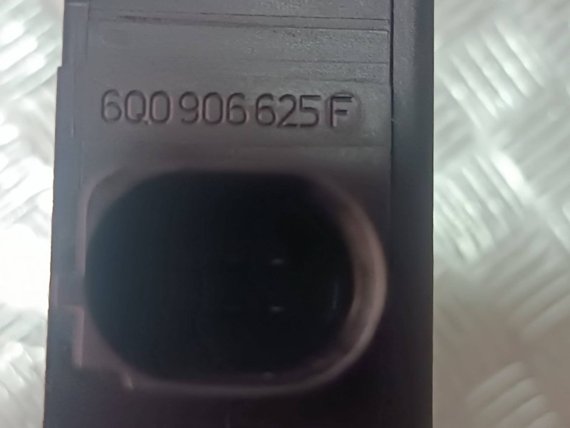 Recambio de modulo electronico para volkswagen polo (9n3) advance referencia OEM IAM 6Q0906625F 400434H 