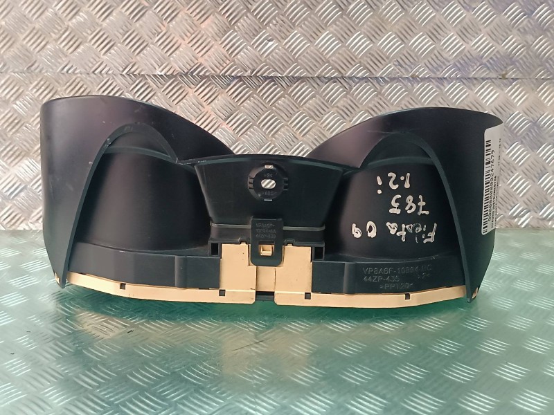 Recambio de cuadro instrumentos para ford fiesta (cb1) titanium referencia OEM IAM VP8A6F10894BC 44ZP435 