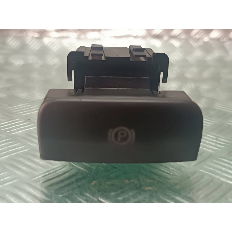 Recambio de freno de mano electrico para citroen c4 picasso sx referencia OEM IAM 965519227703  CONECTOR 7 PINES