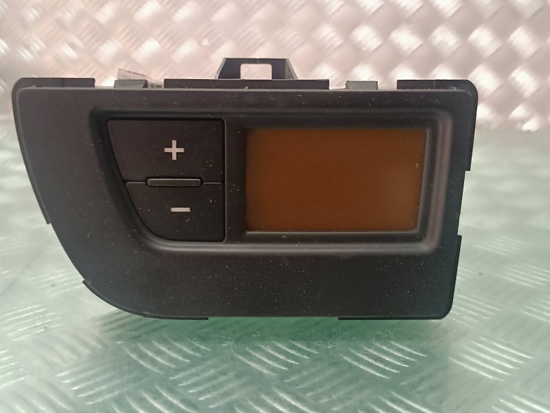 Recambio de mando climatizador para citroen c4 picasso sx referencia OEM IAM 9650868877 A83007600 DENSO