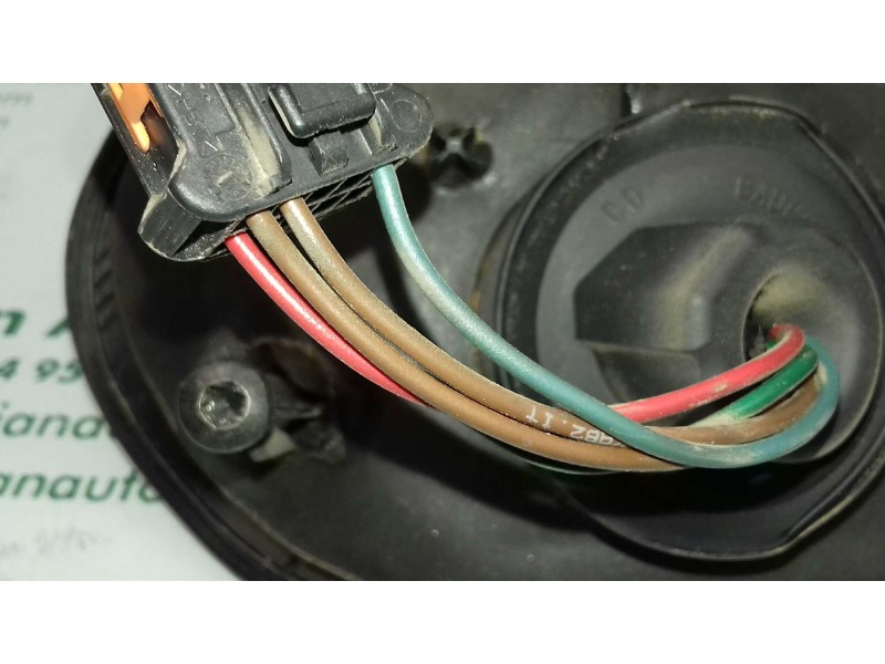 Recambio de retrovisor izquierdo para peugeot 206 sw xs referencia OEM IAM 96480953XT  ELECTRICO