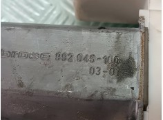 Recambio de elevalunas trasero derecho para toyota corolla (e12) 2.0 d-4d linea luna berlina referencia OEM IAM 0130822031 69820 2