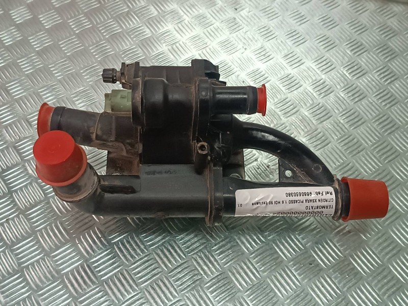 Recambio de termostato para citroen xsara picasso 1.6 hdi 90 exclusive referencia OEM IAM 9660660380 LO6210037603776 