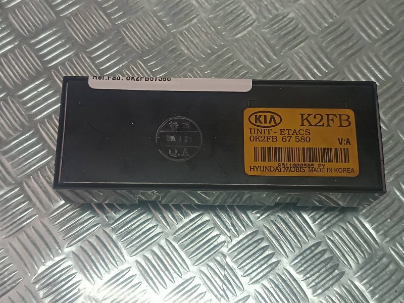 Recambio de modulo electronico para kia carens 2.0 crdi ex monovolumen referencia OEM IAM 0K2FB67580  