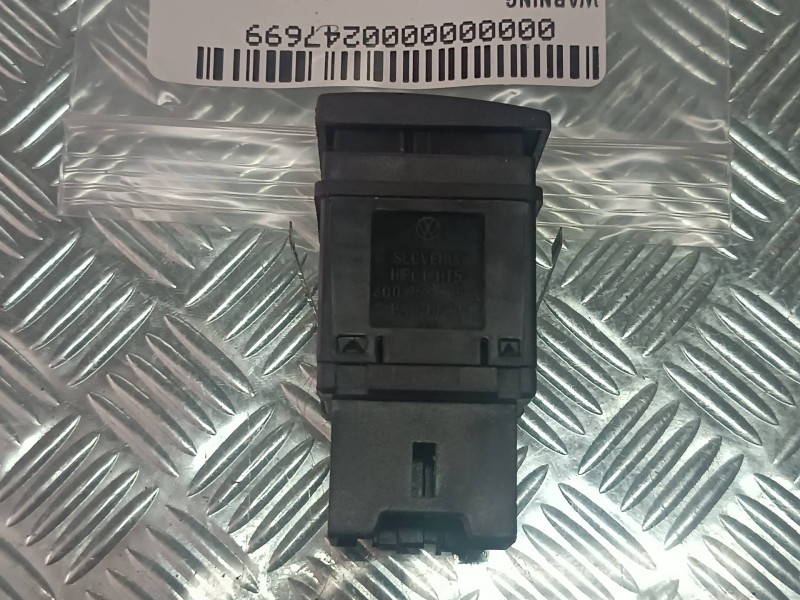 Recambio de warning para volkswagen polo (9n3) advance referencia OEM IAM 6Q0953235A  CONECTOR 4 PINES
