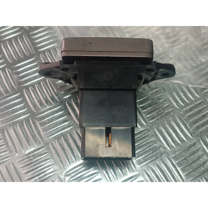 Recambio de warning para kia carens 2.0 crdi ex monovolumen referencia OEM IAM 50407M  CONECTOR 8 PINES