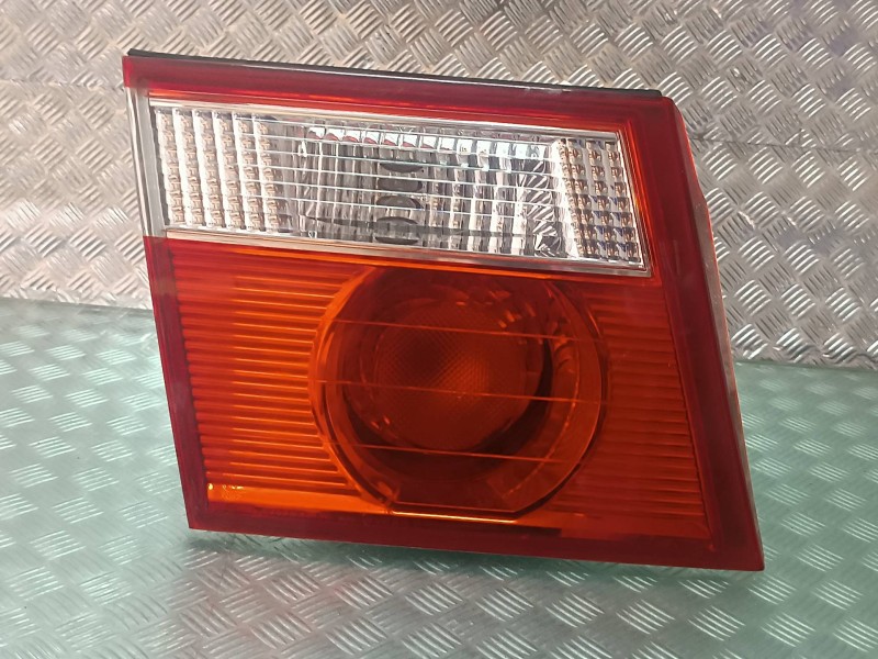 Recambio de piloto trasero izquierdo interior para kia carens 2.0 crdi ex monovolumen referencia OEM IAM   