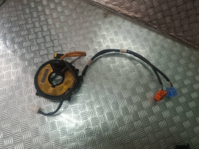 Recambio de anillo airbag para kia carens 2.0 crdi ex monovolumen referencia OEM IAM   