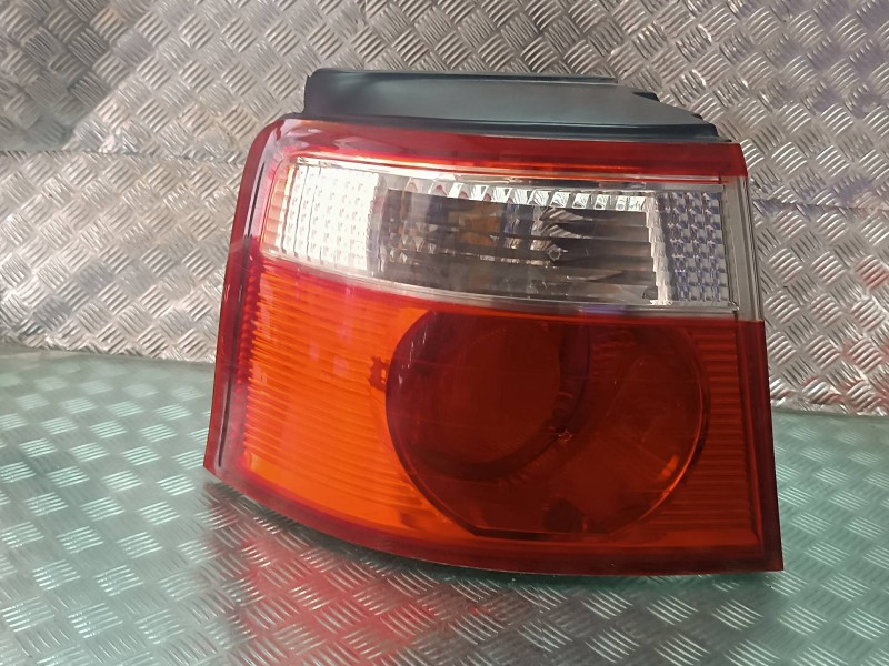 Recambio de piloto trasero izquierdo para kia carens 2.0 crdi ex monovolumen referencia OEM IAM   