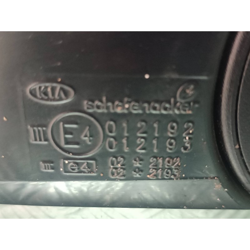Recambio de retrovisor derecho para kia carens 2.0 crdi ex monovolumen referencia OEM IAM 012192 012193 ELECTRICO