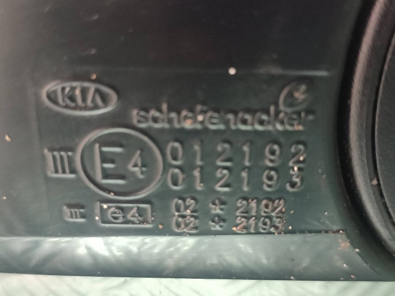 Recambio de retrovisor derecho para kia carens 2.0 crdi ex monovolumen referencia OEM IAM 012192 012193 ELECTRICO