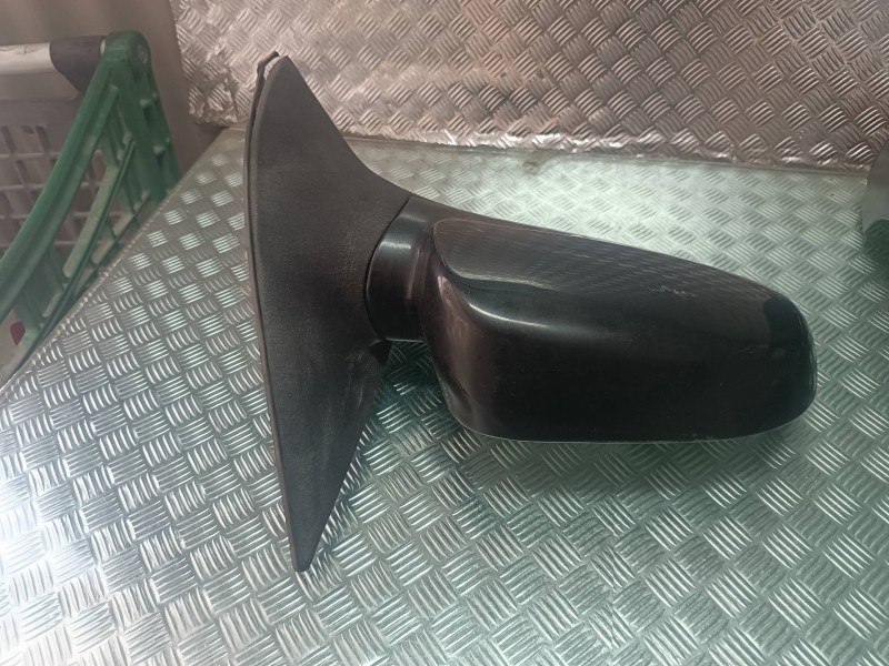 Recambio de retrovisor derecho para chevrolet lacetti sx referencia OEM IAM J200  ELECTRICO
