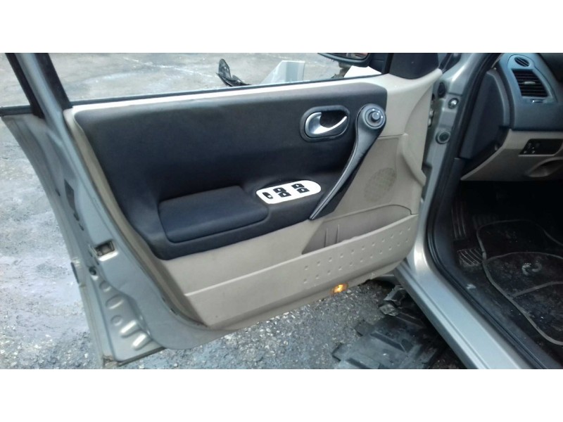 renault megane ii berlina 5p del año 2002