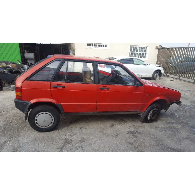 seat ibiza del año 1990