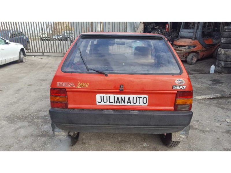seat ibiza del año 1990