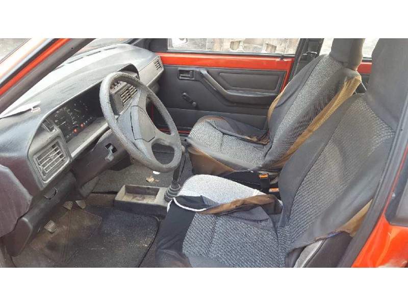 seat ibiza del año 1990