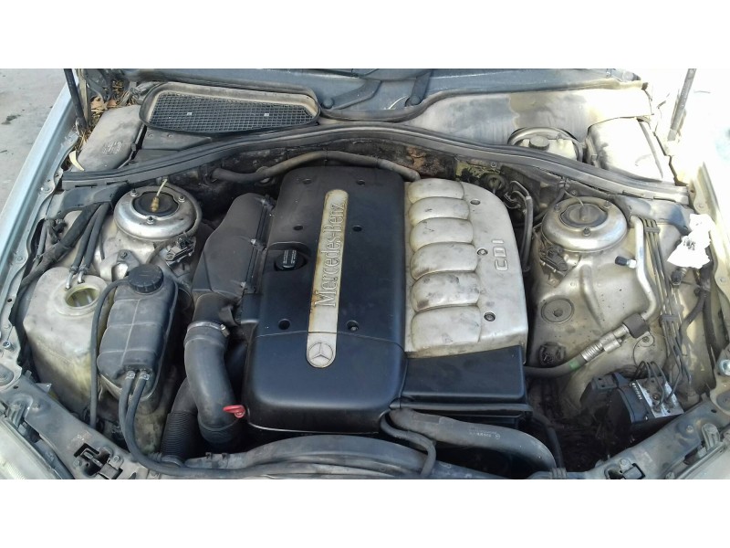 mercedes-benz clase s (w220) berlina del año 2001