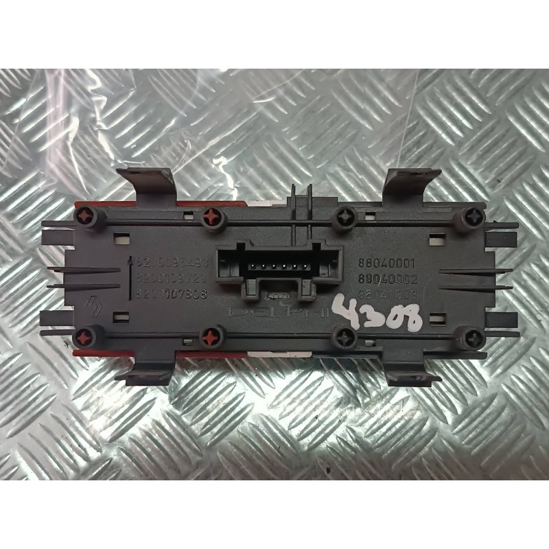 Recambio de warning para renault megane ii classic berlina confort authentique referencia OEM IAM 8200095493 8200109723 88040001