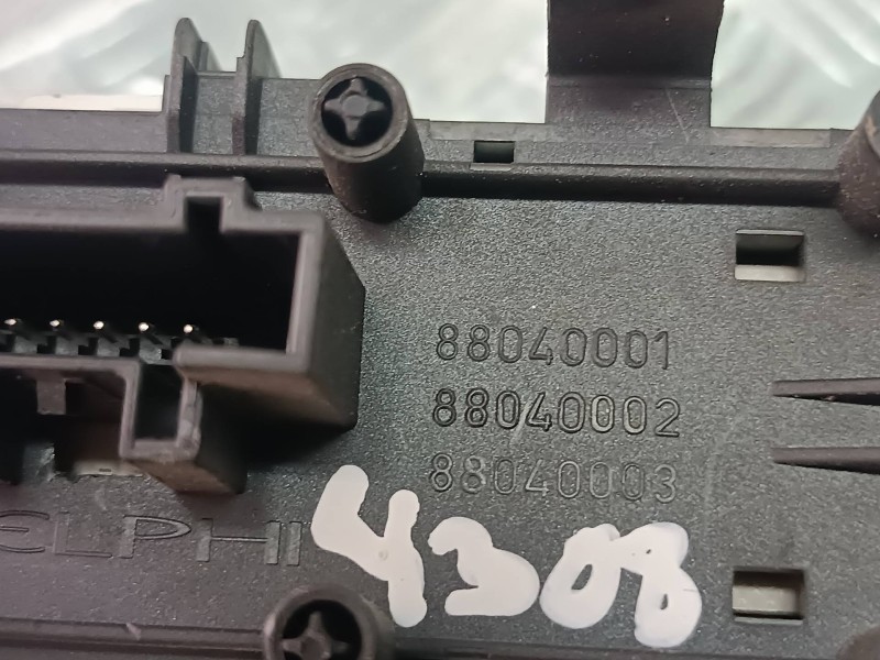 Recambio de warning para renault megane ii classic berlina confort authentique referencia OEM IAM 8200095493 8200109723 88040001