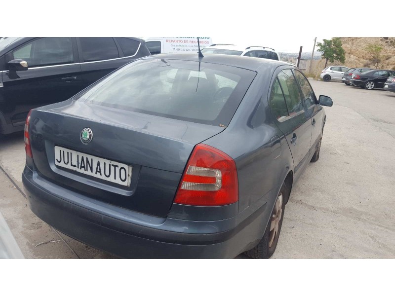 skoda octavia berlina (1z3) del año 2005