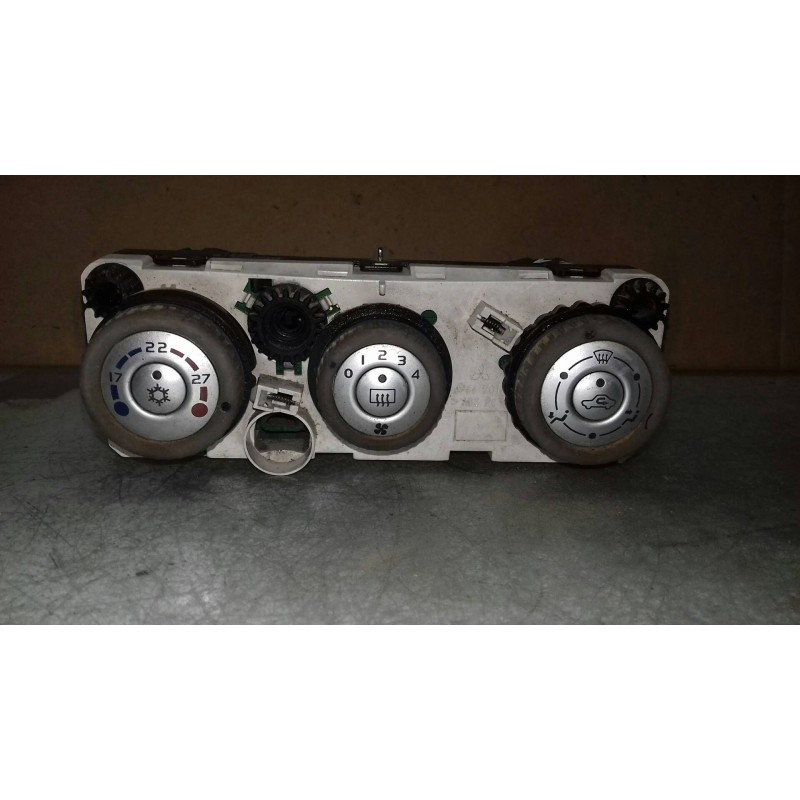 Recambio de mando calefaccion / aire acondicionado para mitsubishi colt cabrio czc instyle referencia OEM IAM 69667301  